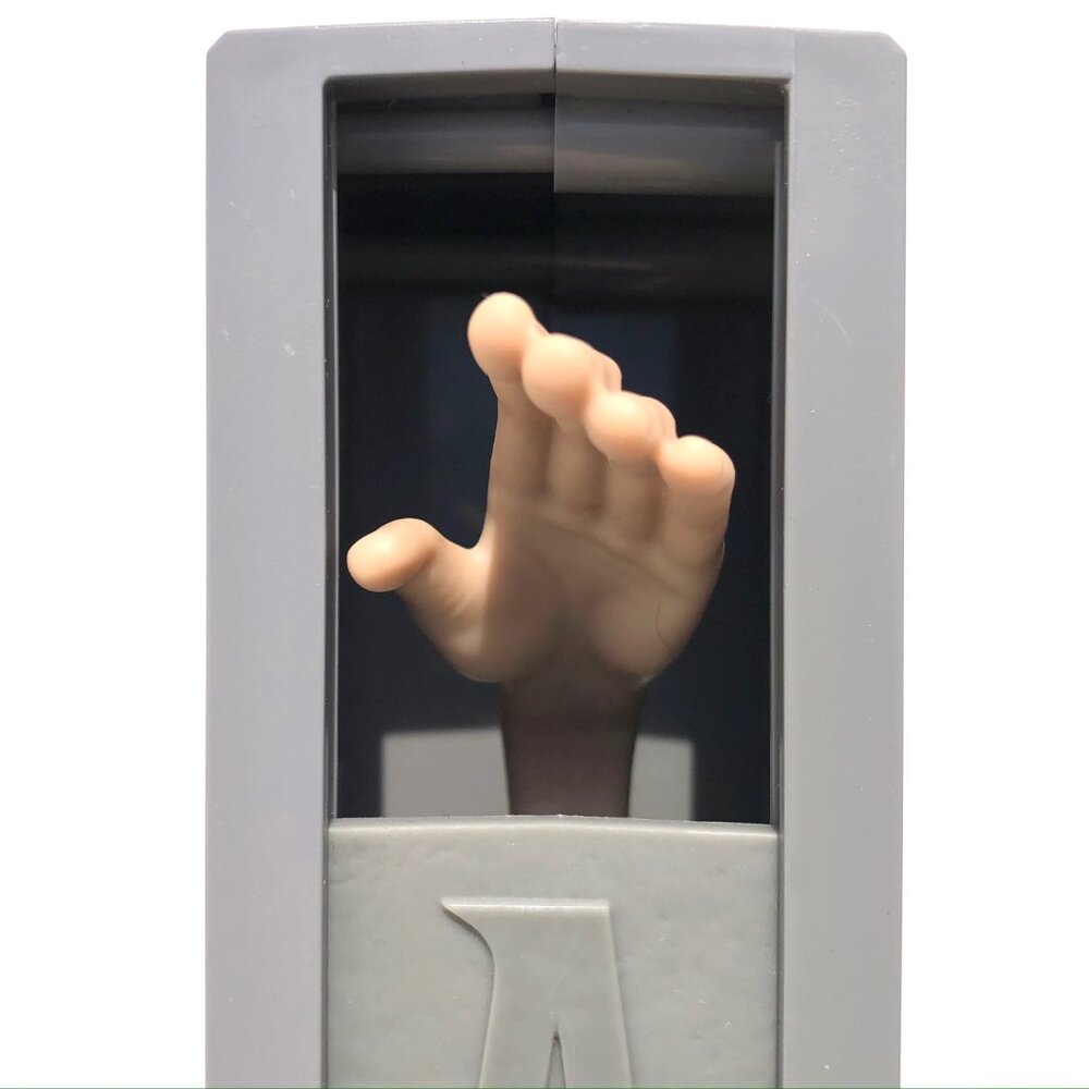 The Addams Family THING Burger King toy 2019 hand coffin Thing T. Thing Adams - Picture 3 of 16